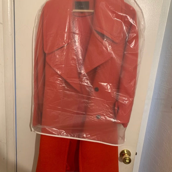 Women's wool coat for winter weather - Picture 3 of 4